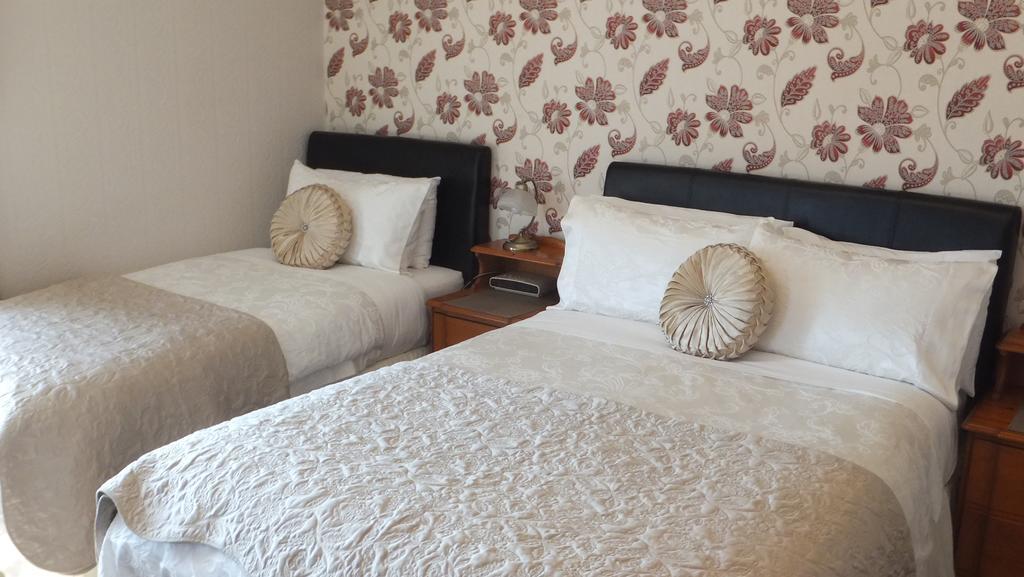 The Homestead Guest House Cairnryan Ruang foto